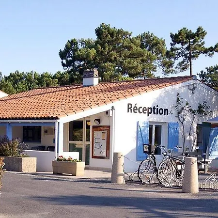 Village Club Mileade La Palmyre פארק נופש 4*