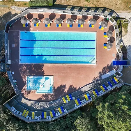 Village Club Mileade 4*