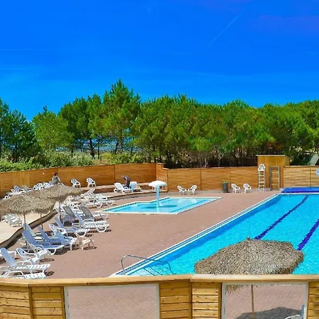Kompleks wypoczynkowy Village Club Mileade La Palmyre 4*
